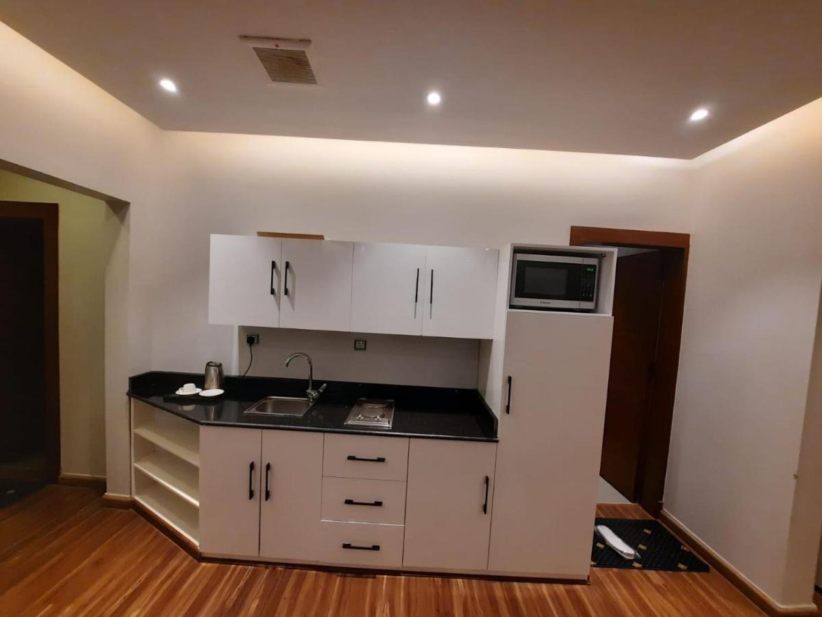 الماسم للأجنحة الفاخرة- الملك فهد - الرياض Riadh Exterior foto